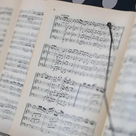 Διαμέρισμα Cosy One-bedroom With Parking & Balcony By Renters