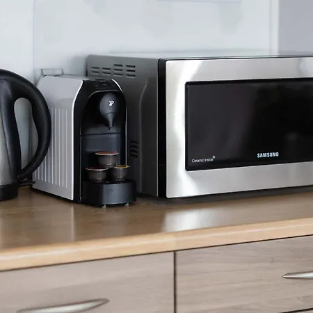 Cosy One-bedroom With Parking & Balcony By Renters Warszawa