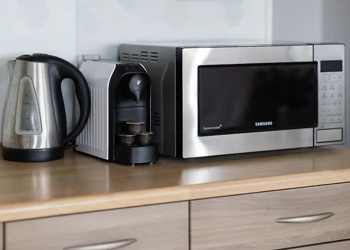 Cosy One-bedroom With Parking & Balcony By Renters Warsaw